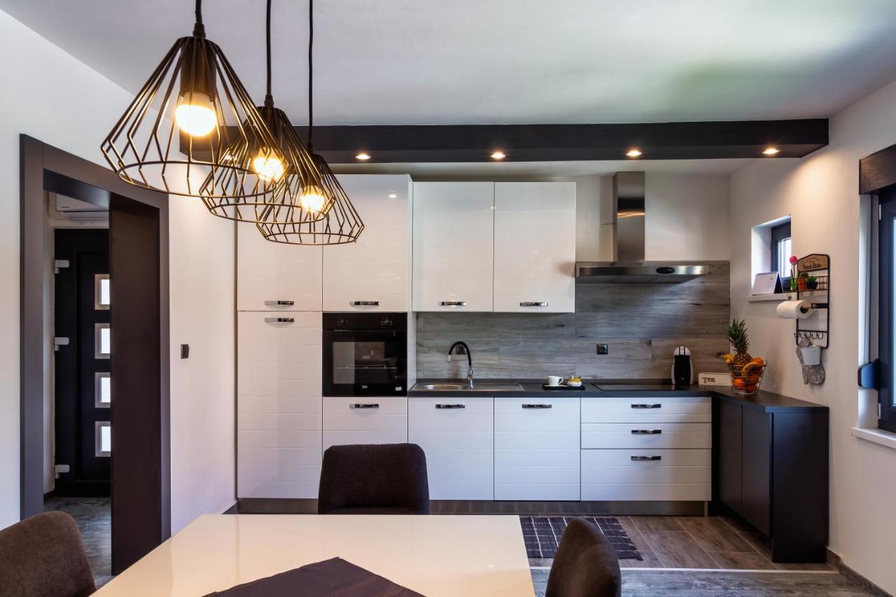 Apartman Gabrijela Muntic Exterior photo