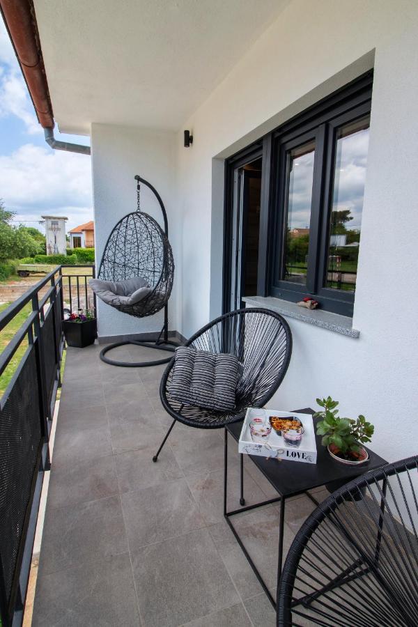 Apartman Gabrijela Muntic Exterior photo